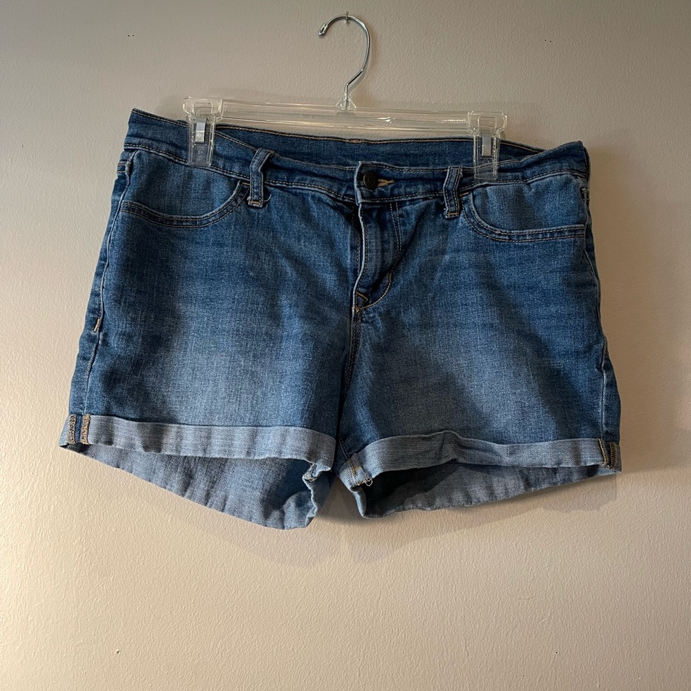 Old Navy Classic Blue Jean Shorts